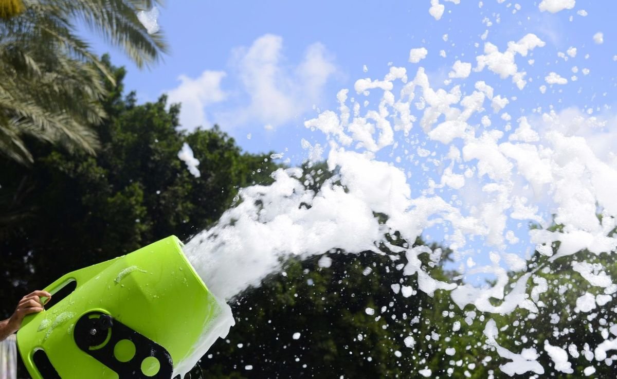 Foam machine (foam party) at an event