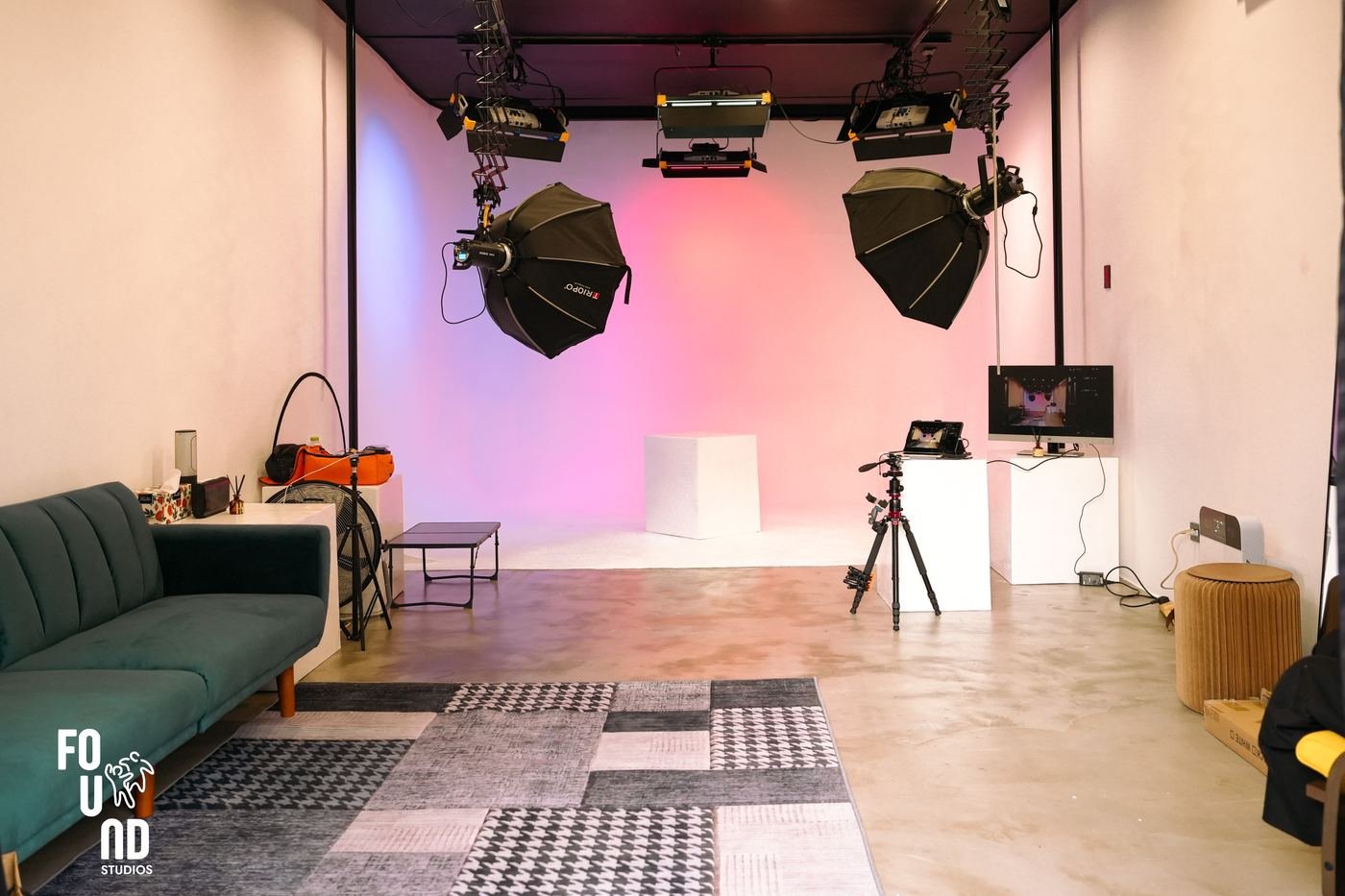 Found Studios PH — Studio in Mandaluyong  + San Juan