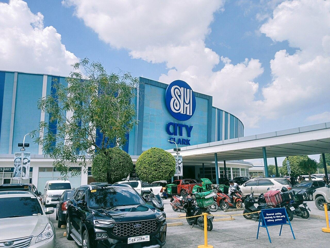 SM City Clark — Mall activation space in Angeles